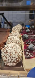 Glutenfria chokladbollar (kokosbollar)
